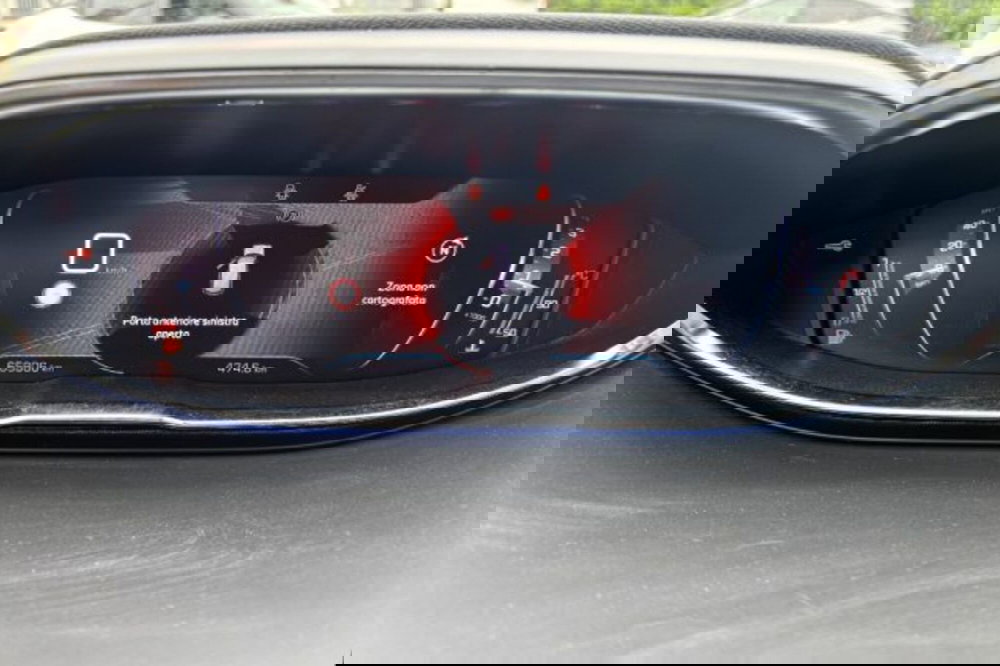 Peugeot 3008 usata a Latina (11)