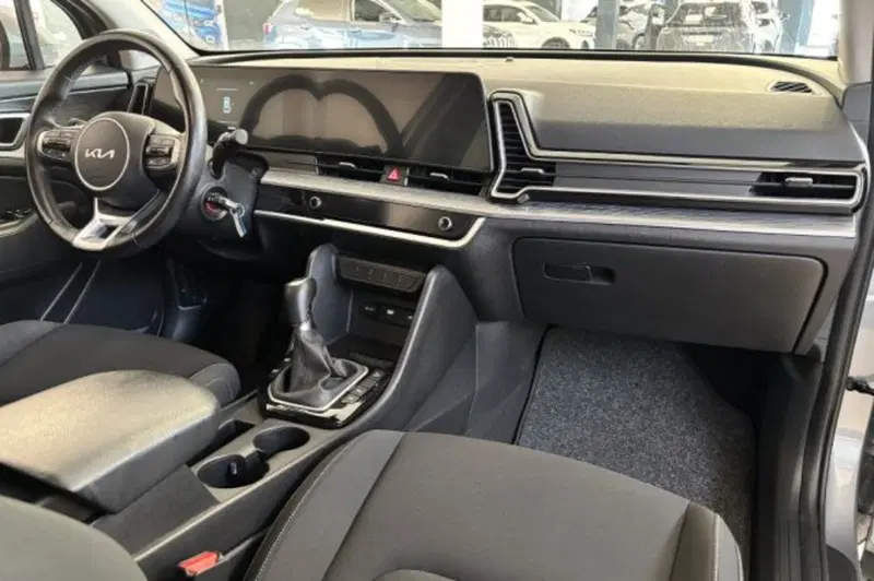 Kia Sportage usata a Latina (9)