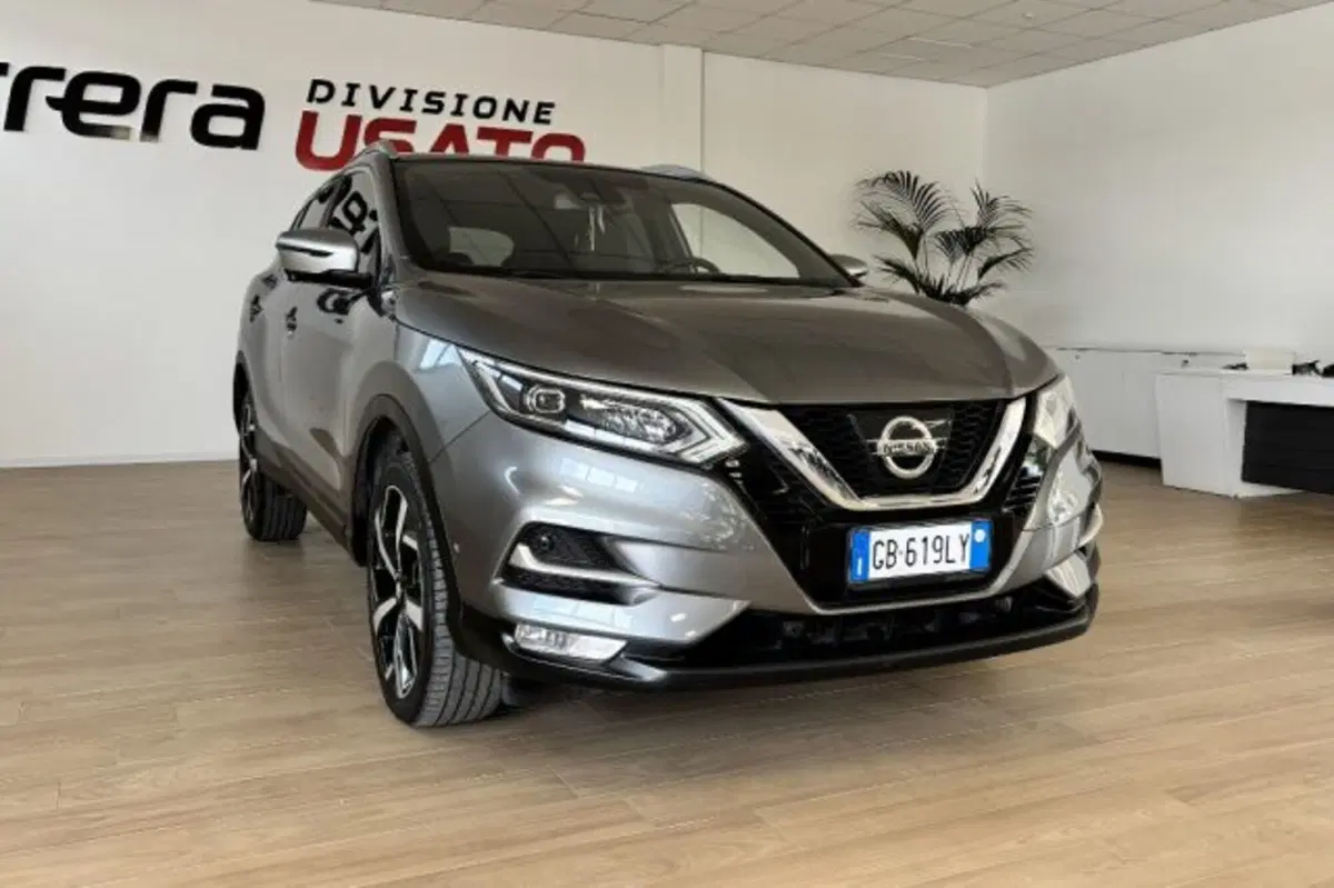 Nissan Qashqai usata a Latina