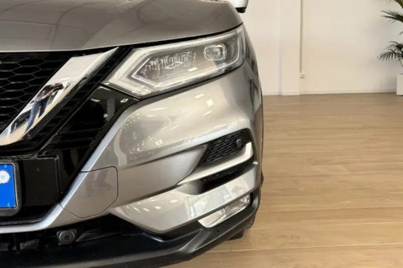 Nissan Qashqai usata a Latina (11)
