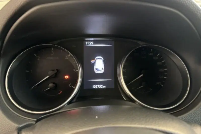 Nissan Qashqai usata a Latina (13)