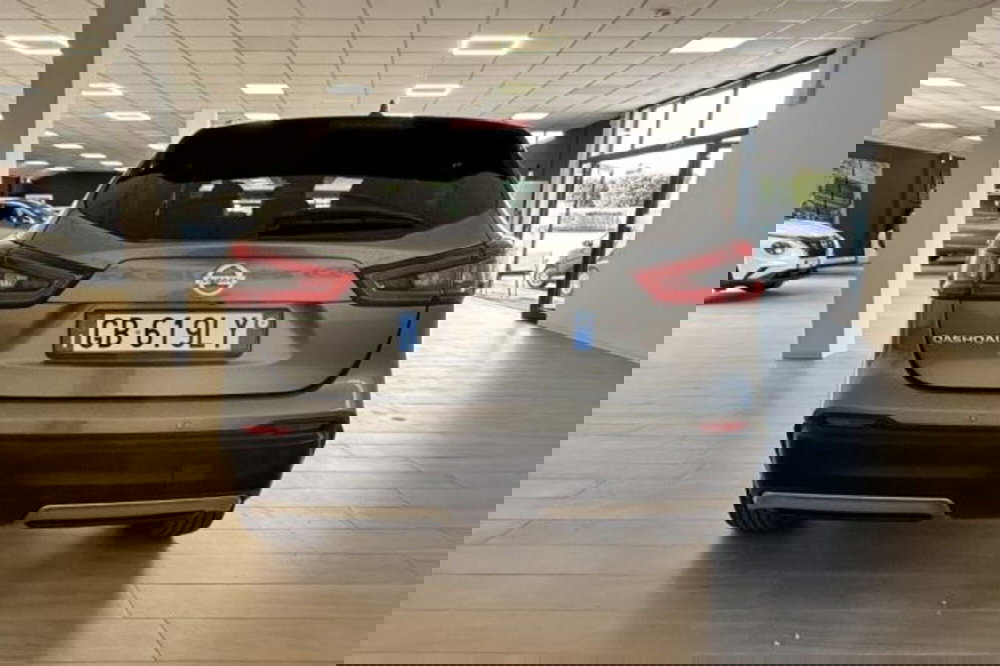 Nissan Qashqai usata a Latina (6)
