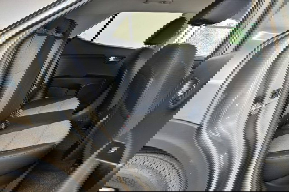 Kia Stonic usata a Latina (10)