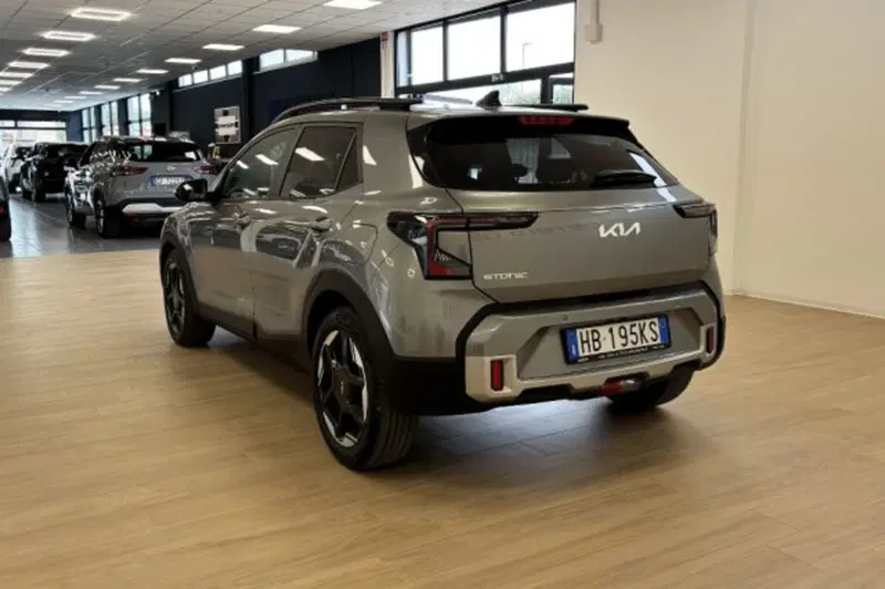 Kia Stonic usata a Latina (5)