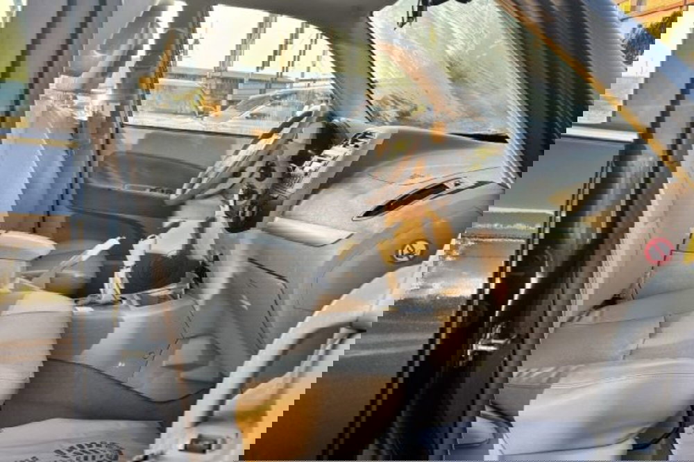 Dr dr5 usata a Latina (8)