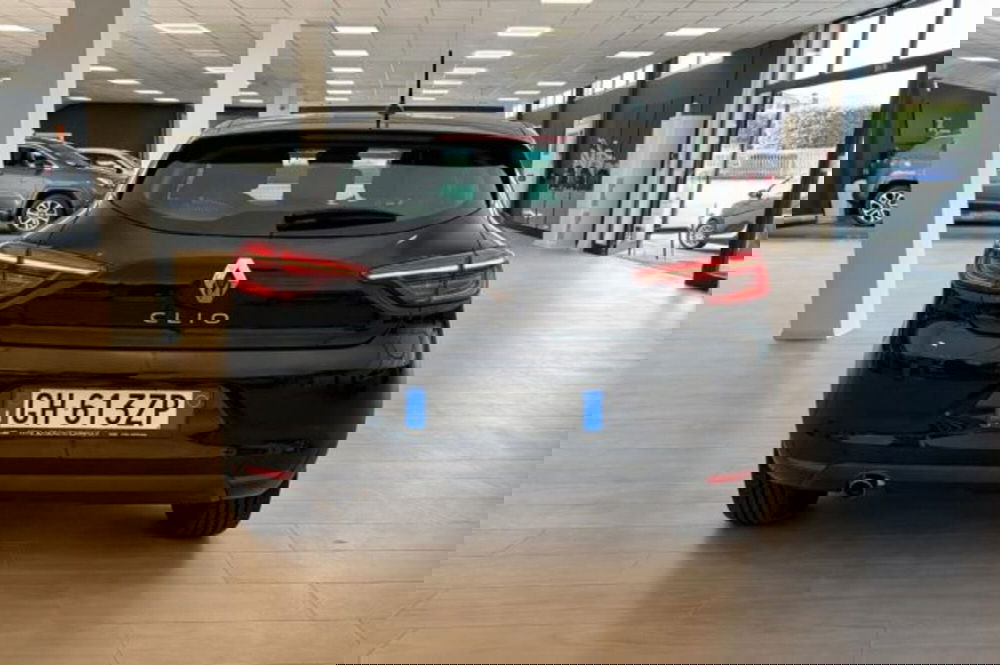 Renault Clio usata a Latina (6)