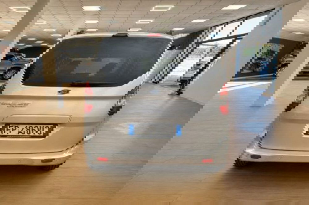 Ford Tourneo Courier usata a Latina (6)