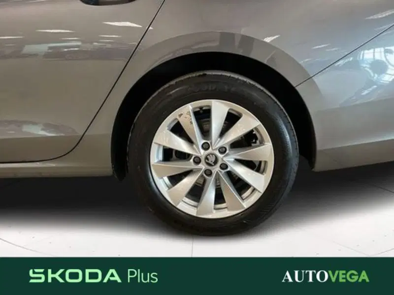 Skoda Superb usata a Vicenza (19)