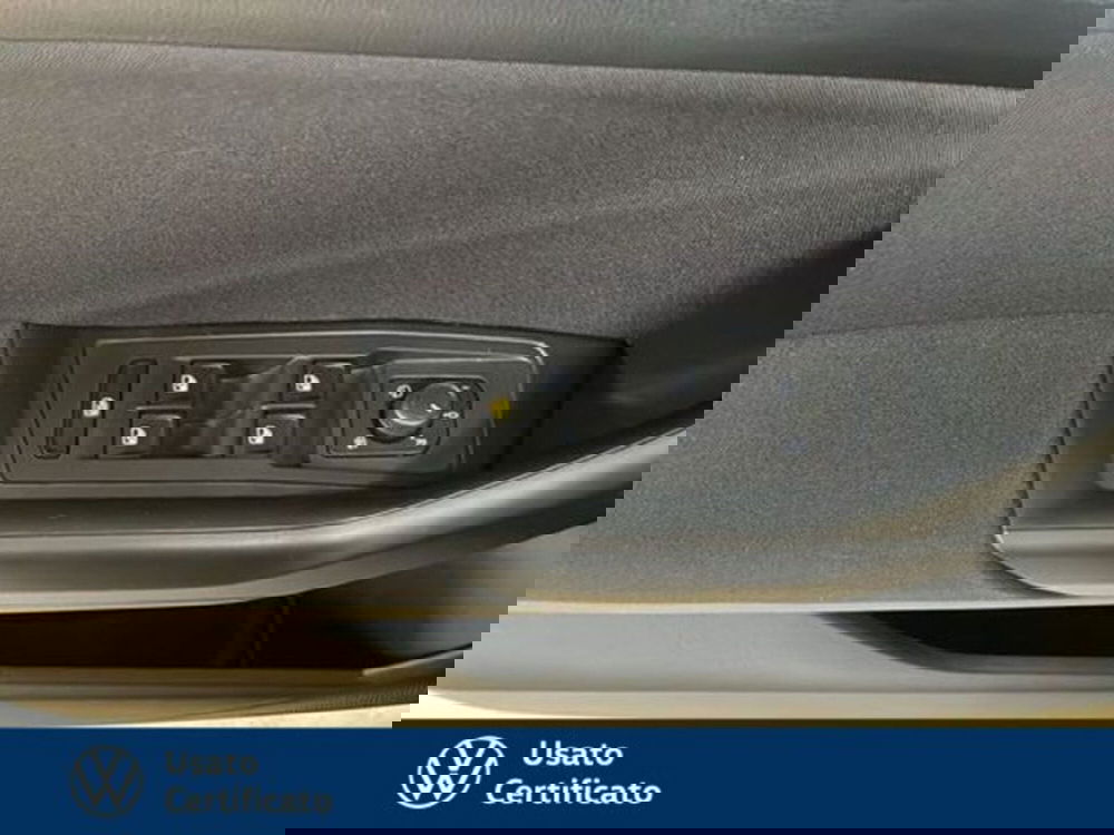 Volkswagen T-Roc usata a Vicenza (16)