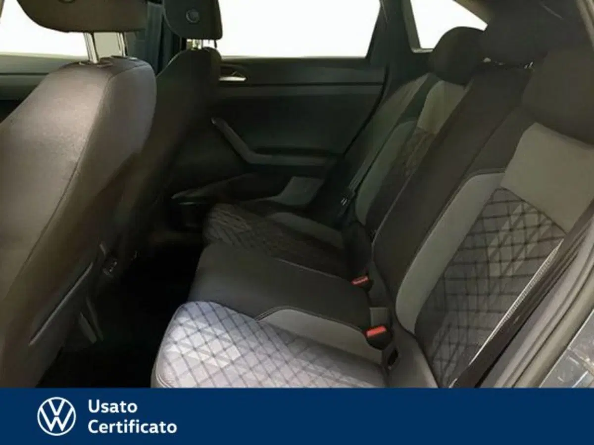 Volkswagen Taigo usata a Vicenza (12)