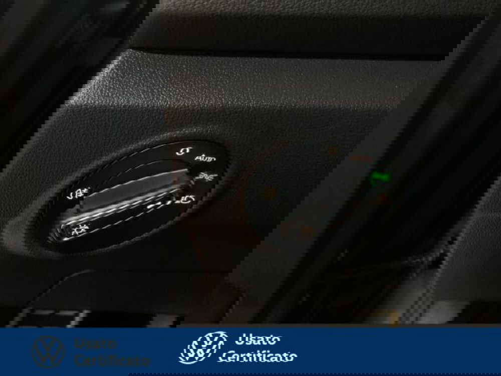 Volkswagen T-Roc usata a Vicenza (19)