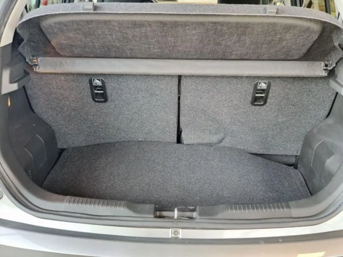 Suzuki Ignis usata a Varese (14)