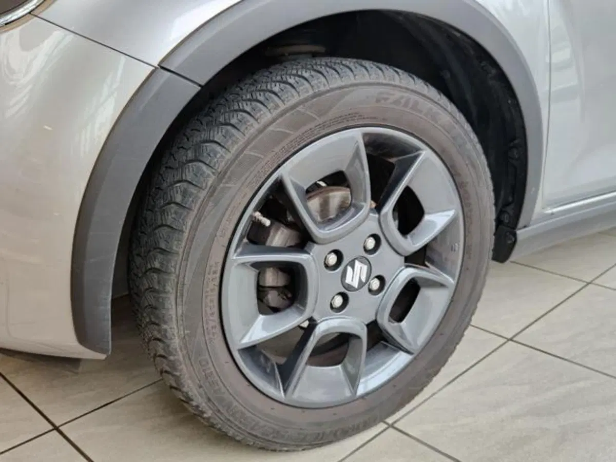 Suzuki Ignis usata a Varese (7)