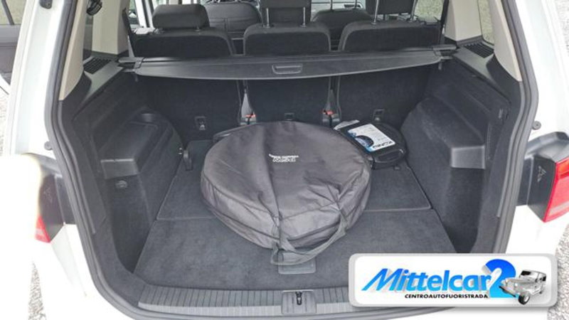 Volkswagen Touran usata a Udine (14)