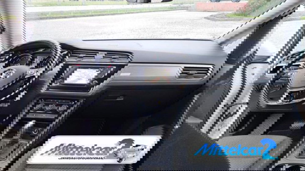 Volkswagen Touran usata a Udine (15)