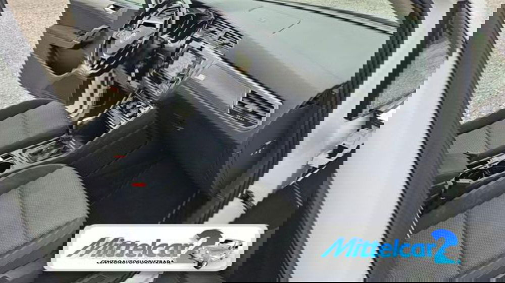 Volkswagen Touran usata a Udine (17)