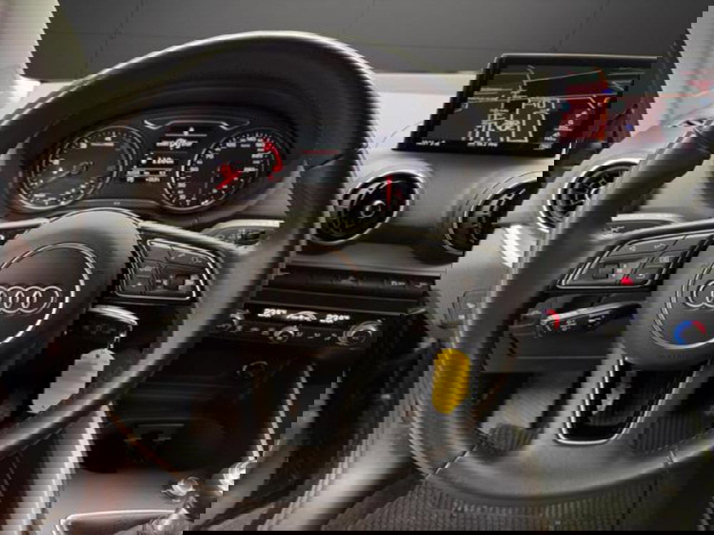 Audi Q2 usata a Milano (11)