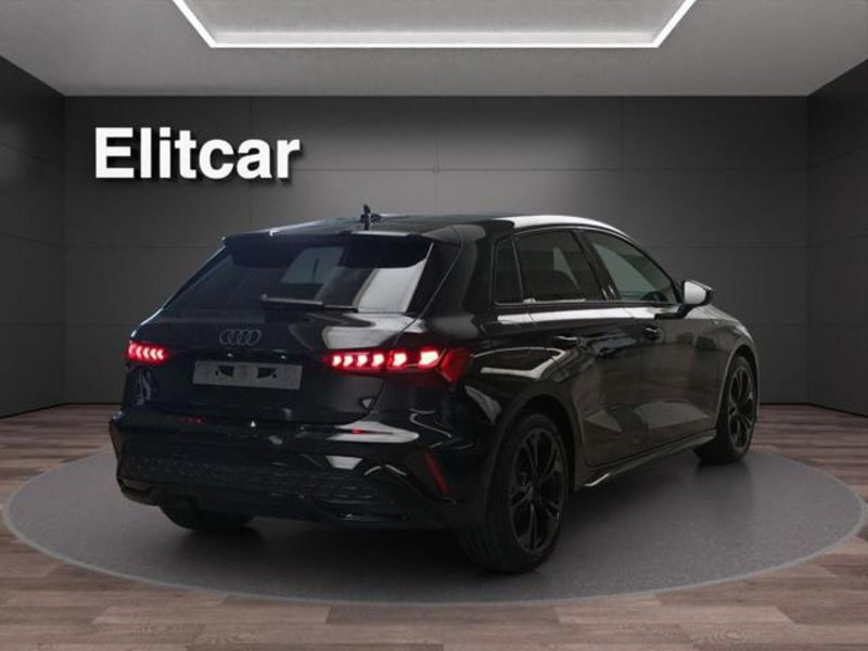 Audi A3 Sportback nuova a Milano (4)