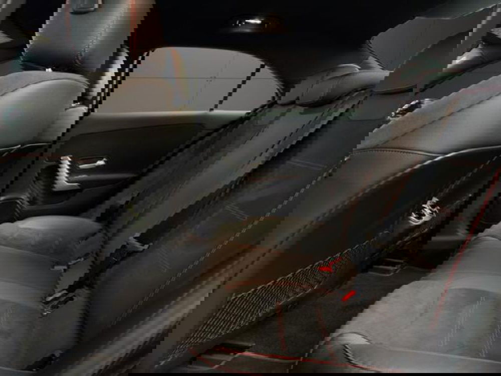 Mercedes-Benz Classe A Sedan usata a Milano (13)