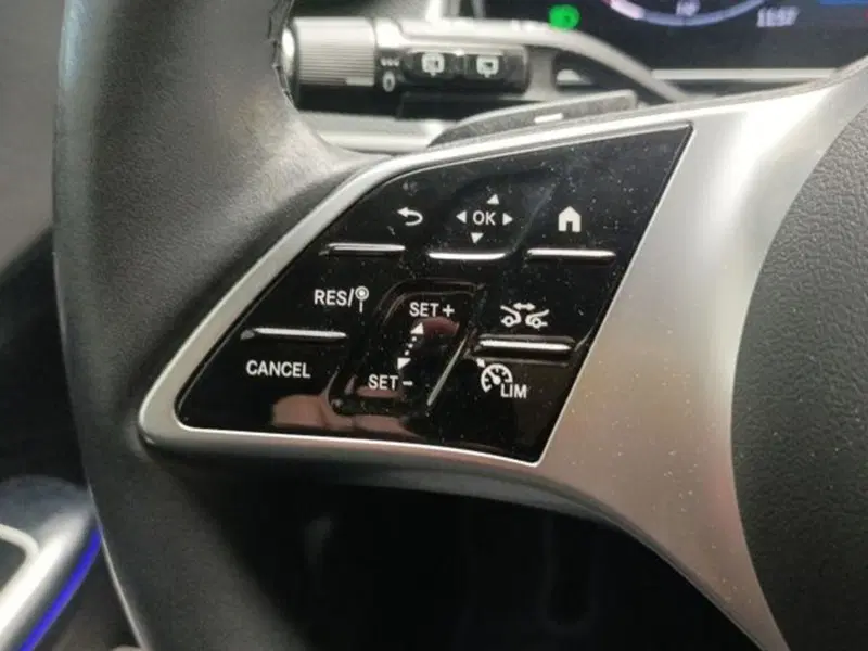Mercedes-Benz GLC usata a Milano (11)