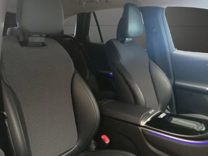 Mercedes-Benz GLC usata a Milano (13)