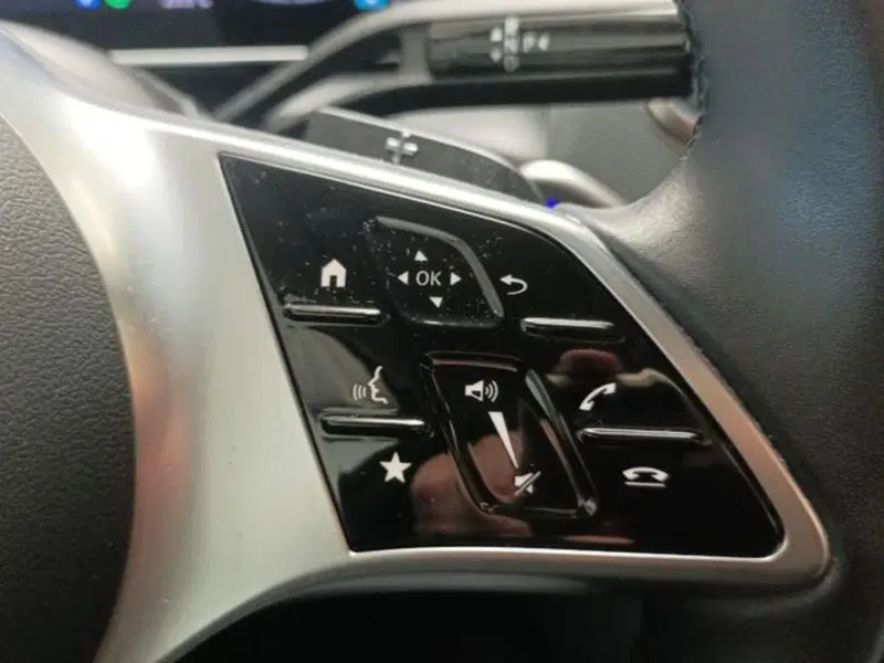 Mercedes-Benz GLC usata a Milano (14)