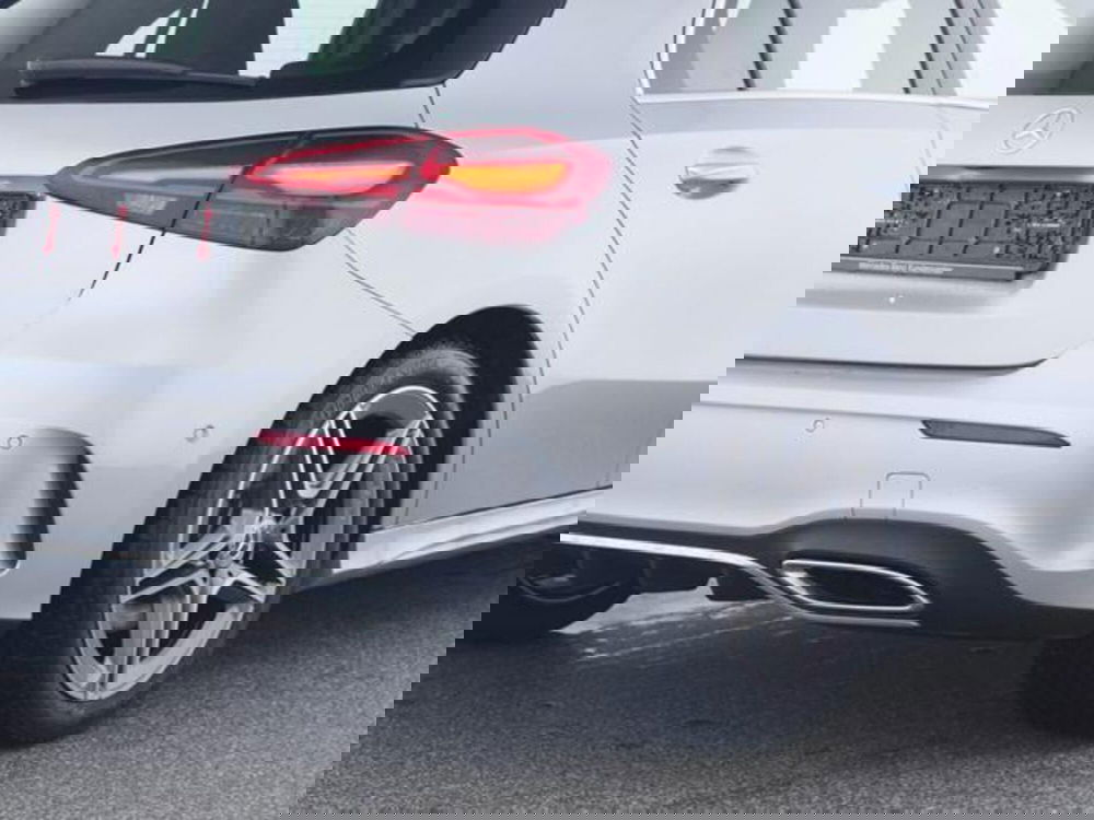 Mercedes-Benz Classe A Sedan usata a Milano (10)