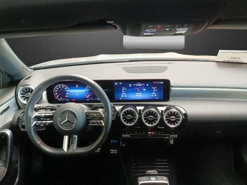 Mercedes-Benz Classe A Sedan usata a Milano (11)