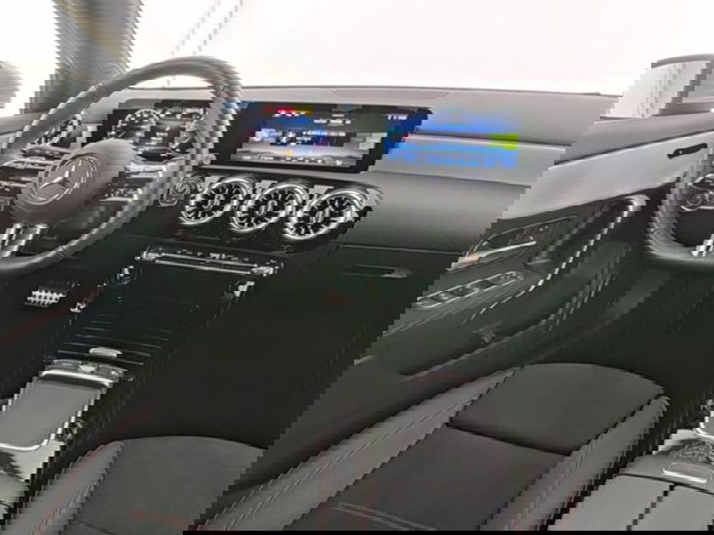 Mercedes-Benz Classe A Sedan usata a Milano (5)