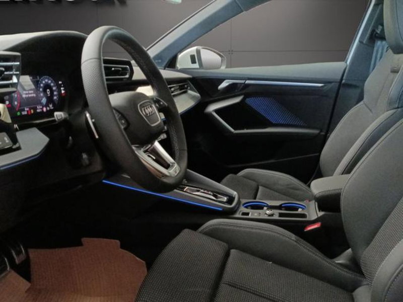 Audi A3 Sportback nuova a Milano (14)