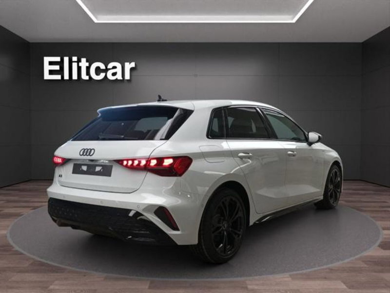 Audi A3 Sportback nuova a Milano (6)