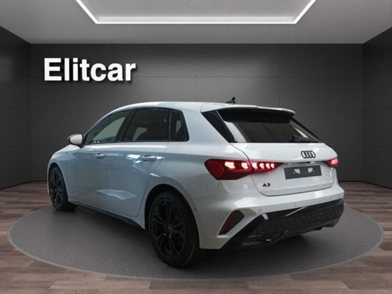 Audi A3 Sportback nuova a Milano (9)