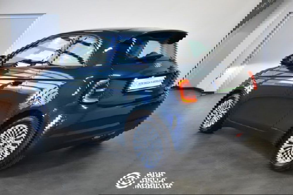 Fiat 500e usata a Perugia (6)