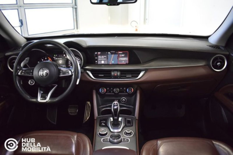 Alfa Romeo Stelvio usata a Perugia (10)