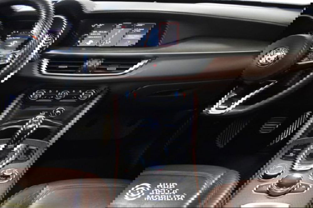 Alfa Romeo Stelvio usata a Perugia (11)