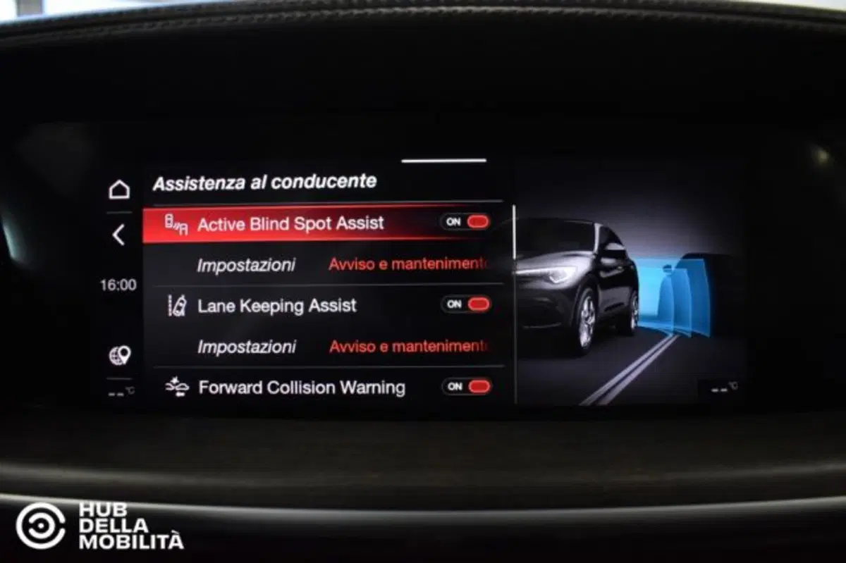Alfa Romeo Stelvio usata a Perugia (17)