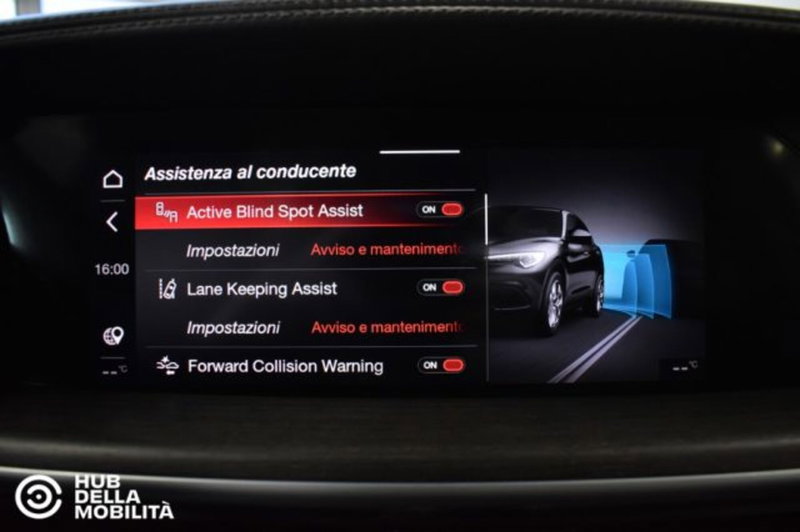 Alfa Romeo Stelvio usata a Perugia (17)