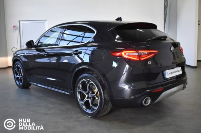 Alfa Romeo Stelvio usata a Perugia (6)
