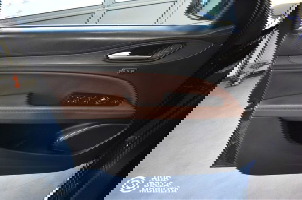 Alfa Romeo Stelvio usata a Perugia (7)