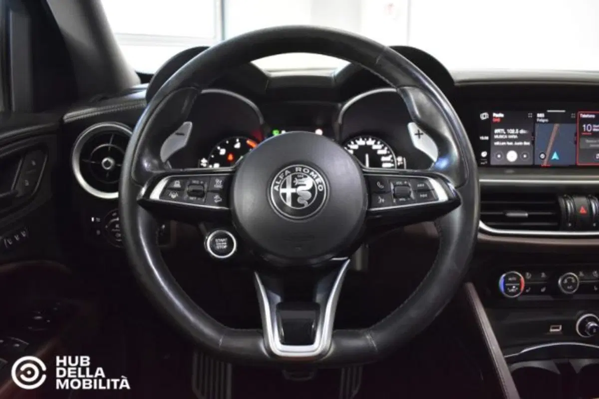 Alfa Romeo Stelvio usata a Perugia (9)