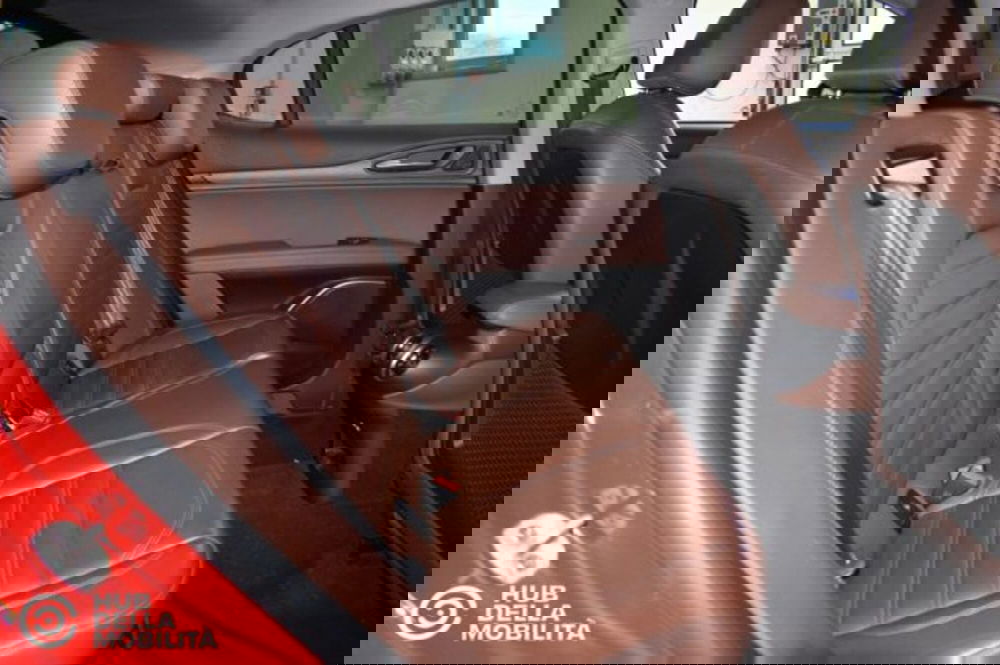 Alfa Romeo Stelvio usata a Perugia (18)