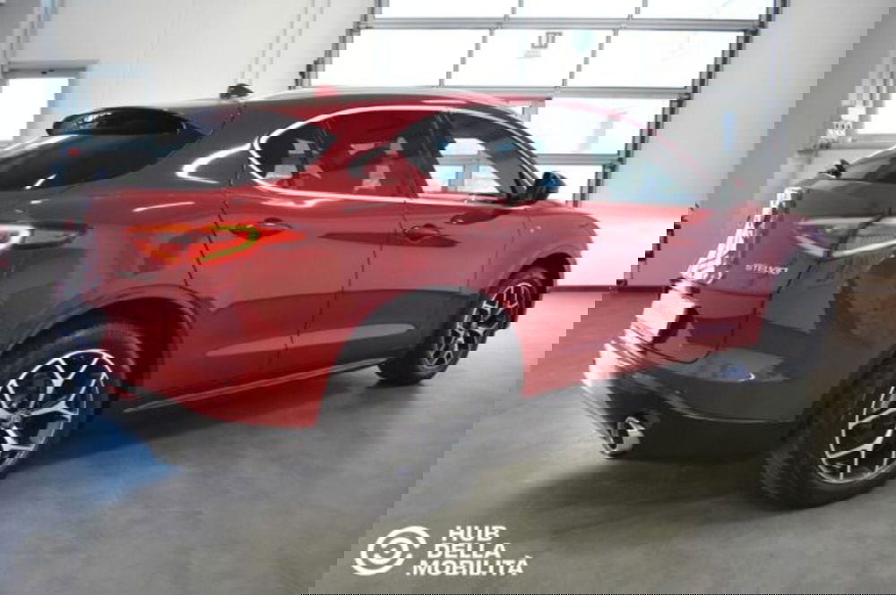 Alfa Romeo Stelvio usata a Perugia (4)