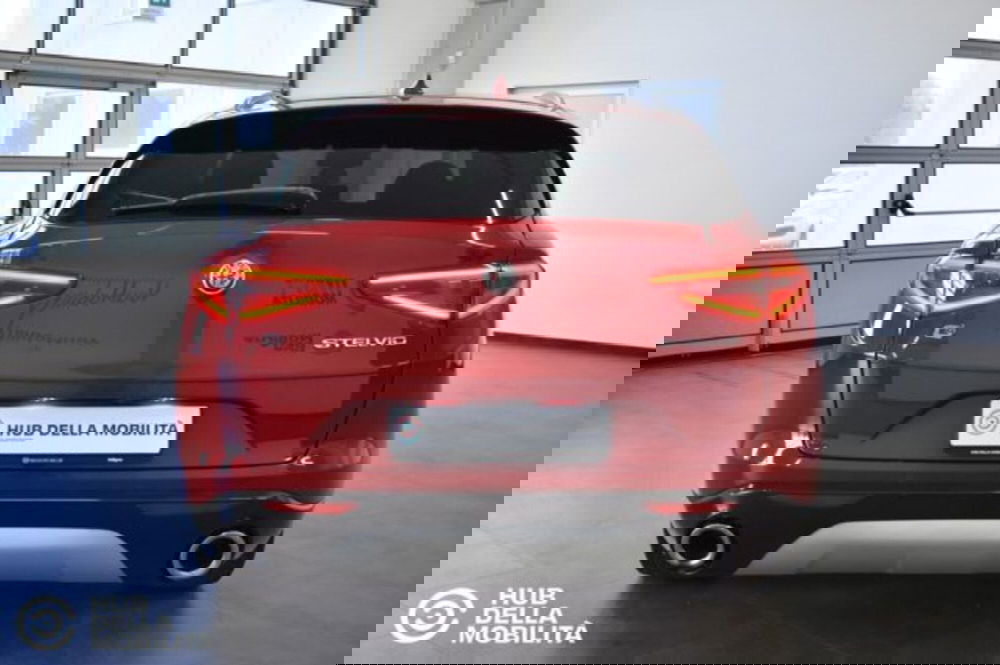 Alfa Romeo Stelvio usata a Perugia (5)