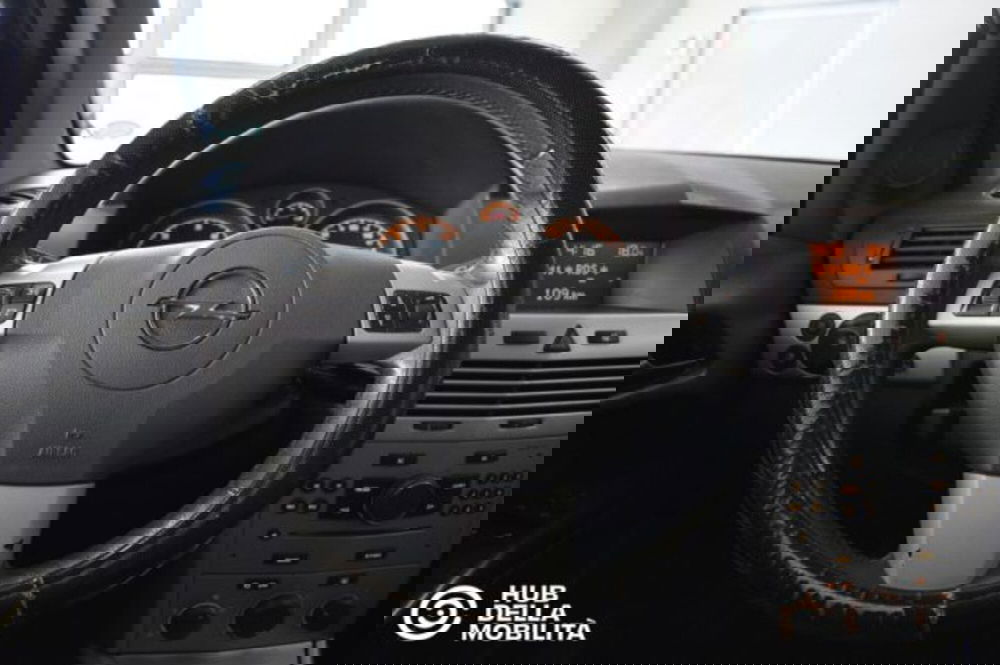 Opel Astra Station Wagon usata a Perugia (9)