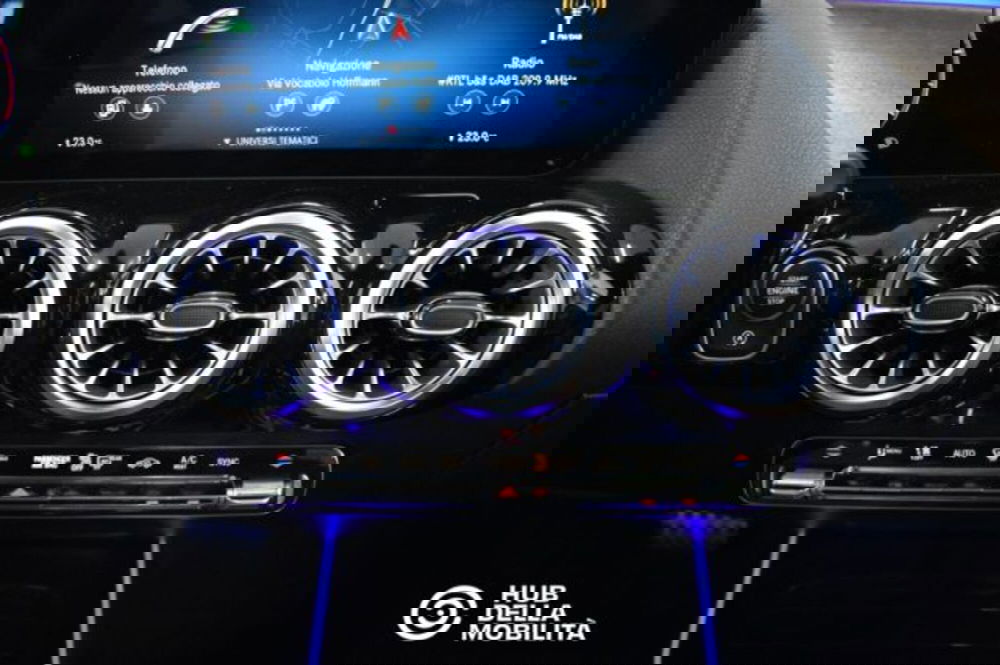 Mercedes-Benz GLA SUV usata a Perugia (13)