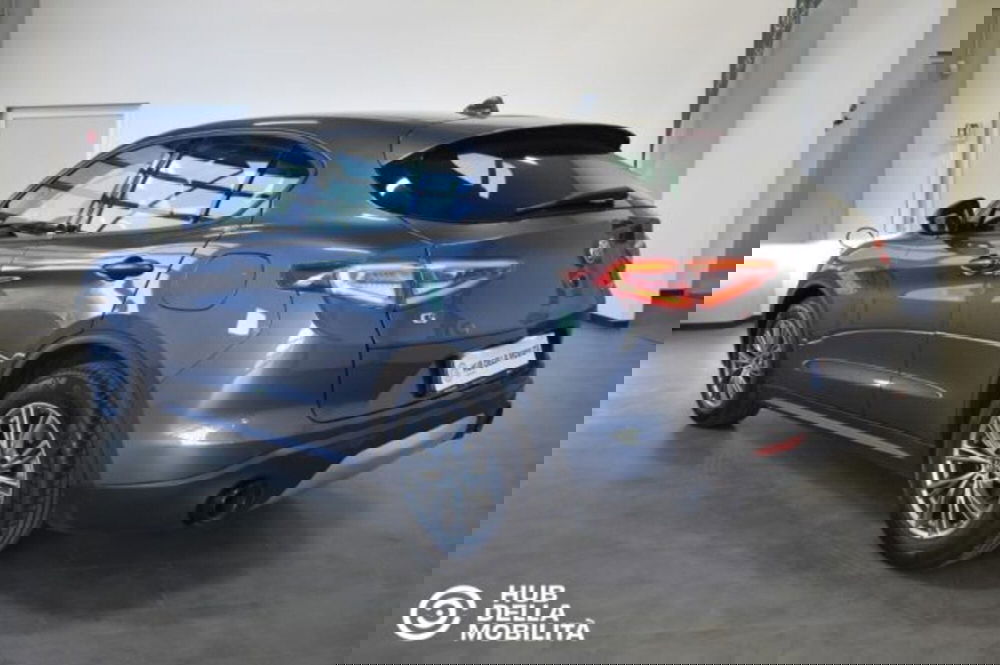 Alfa Romeo Stelvio usata a Perugia (6)