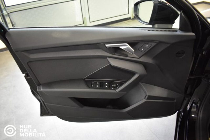 Audi A3 Sportback usata a Perugia (7)