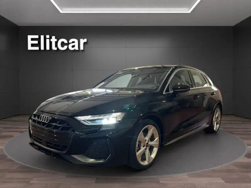 Audi A3 Sportback nuova a Novara