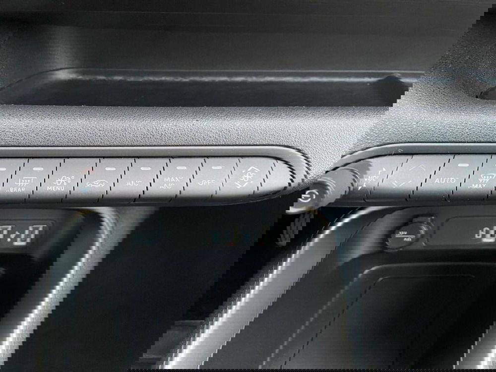 Jeep Avenger usata a Torino (11)