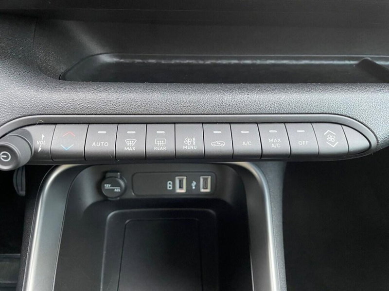 Jeep Avenger usata a Torino (11)